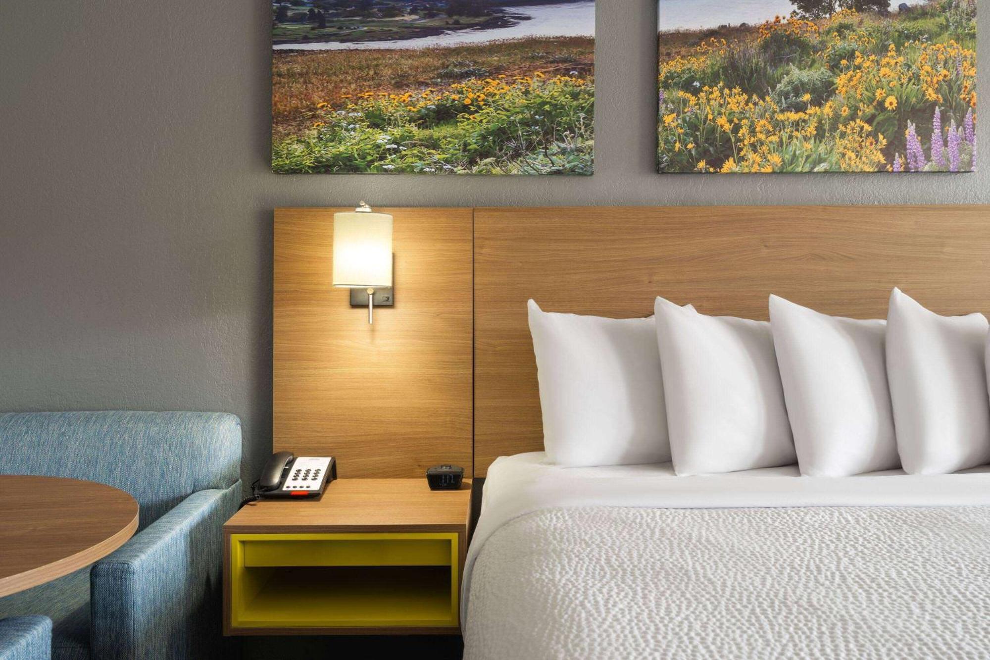 Days Inn By Wyndham Columbus Worthington Zewnętrze zdjęcie