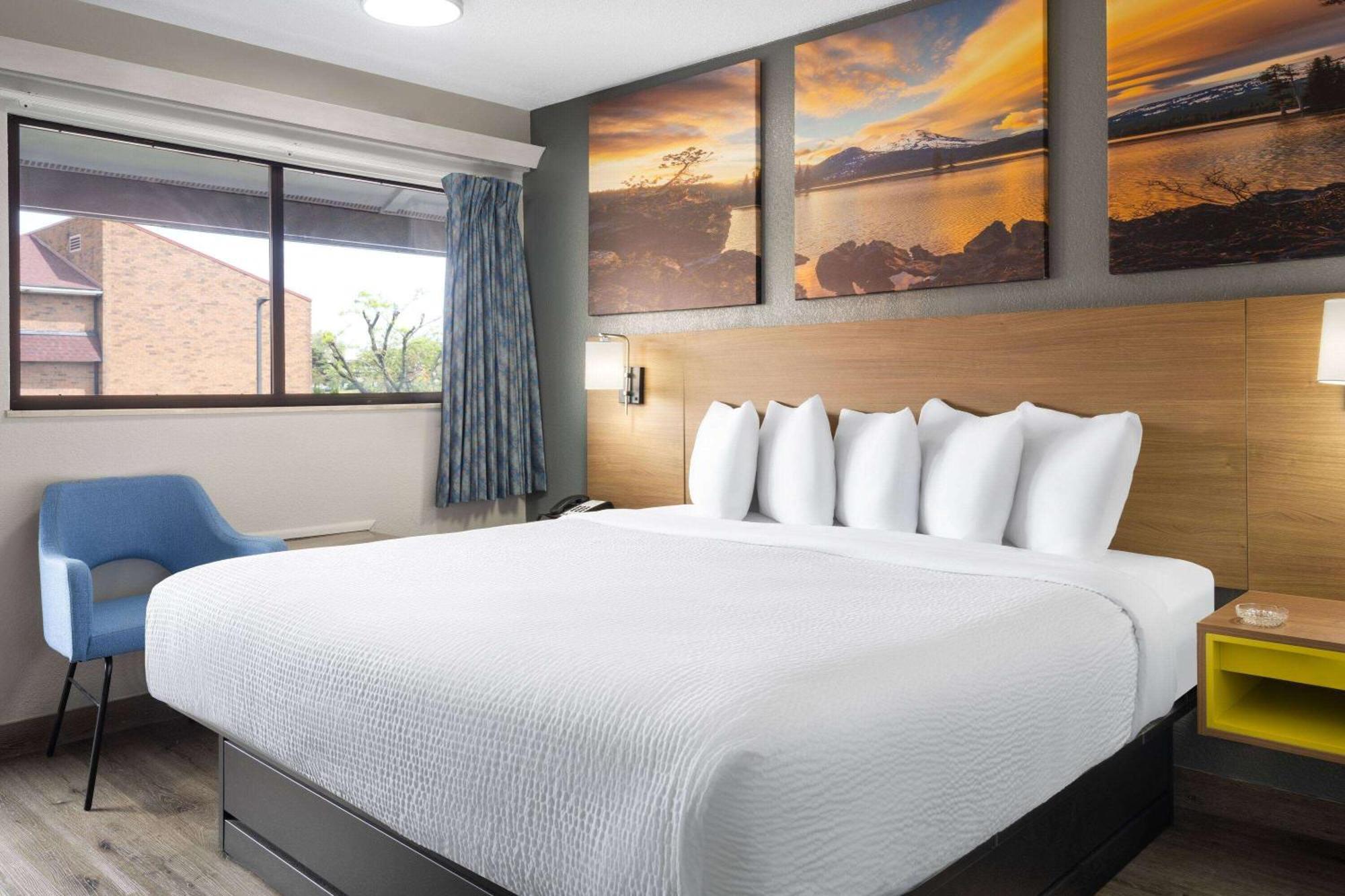 Days Inn By Wyndham Columbus Worthington Zewnętrze zdjęcie