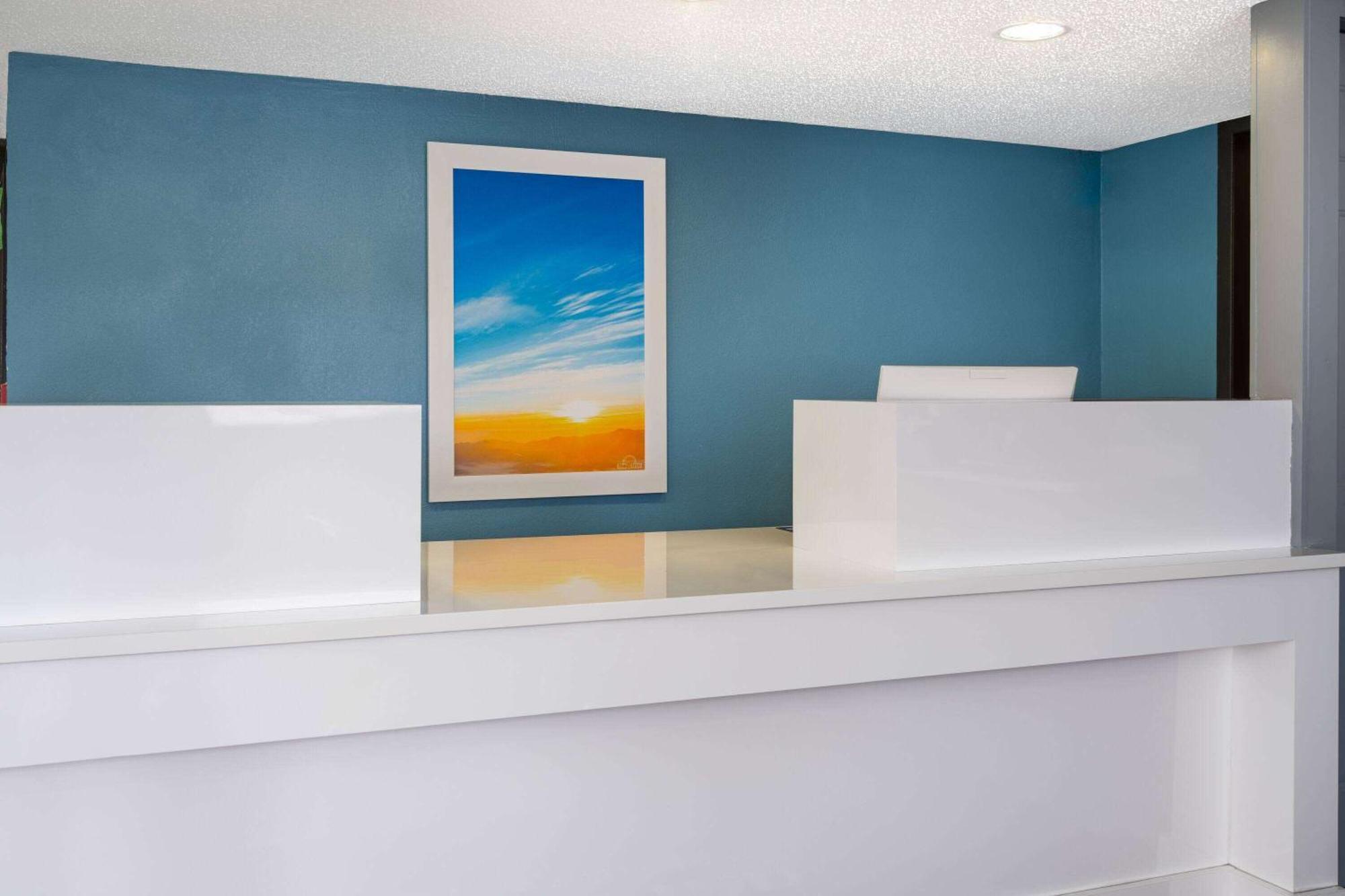 Days Inn By Wyndham Columbus Worthington Zewnętrze zdjęcie