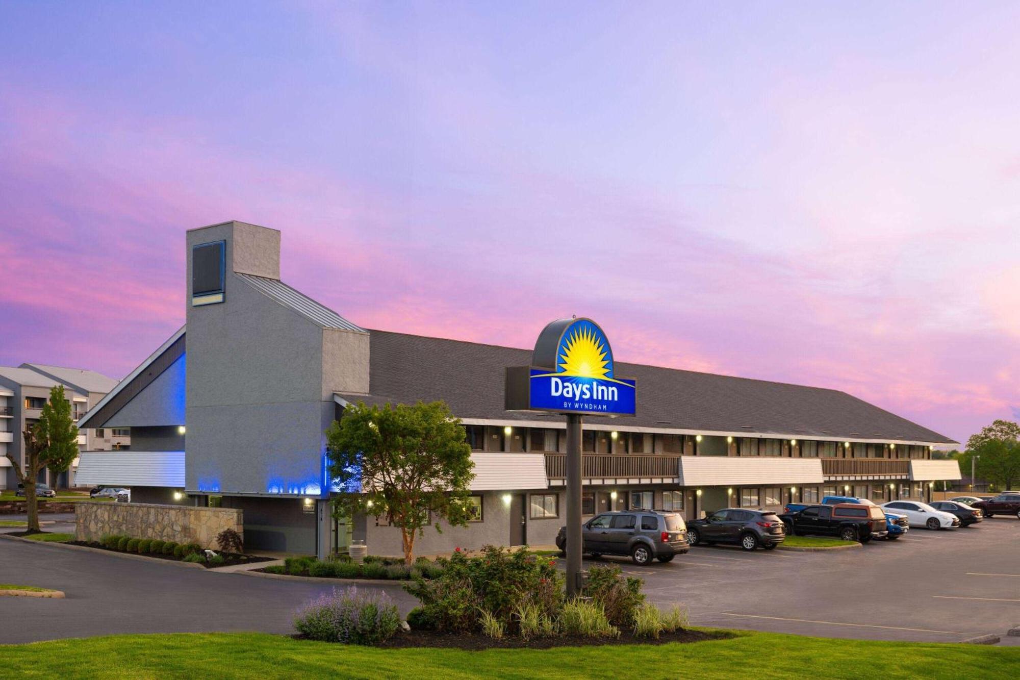 Days Inn By Wyndham Columbus Worthington Zewnętrze zdjęcie