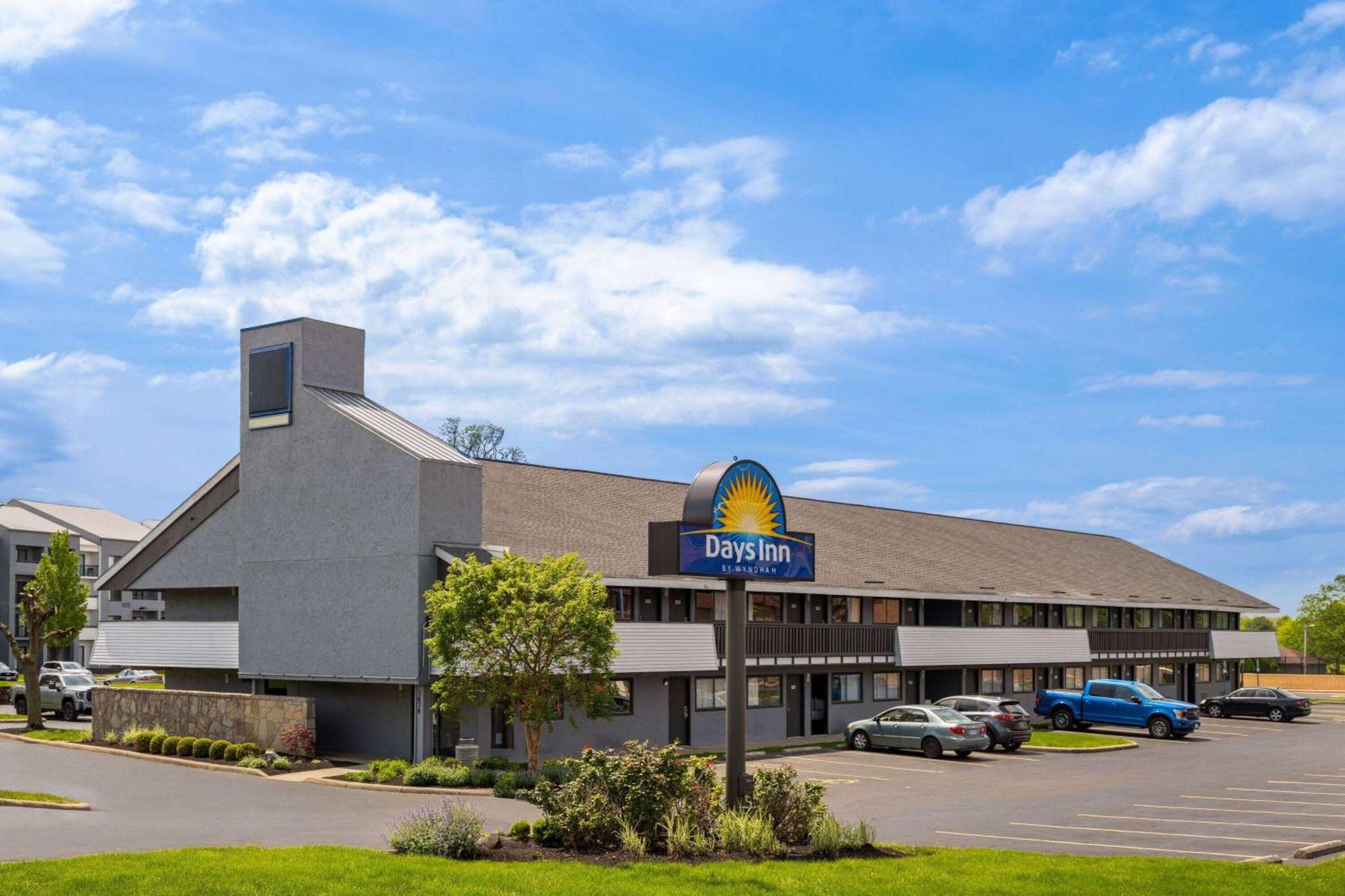 Days Inn By Wyndham Columbus Worthington Zewnętrze zdjęcie